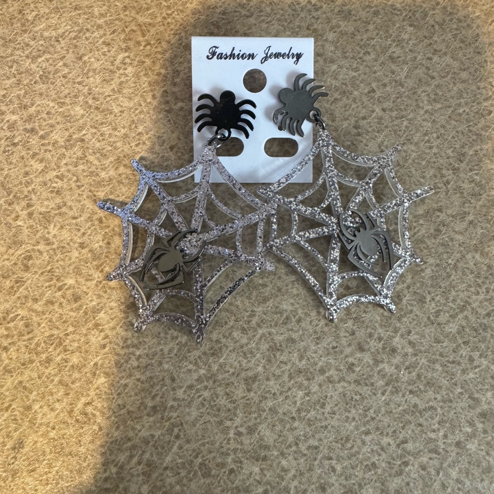 Silver Glitter Spider Web Earrings NEW gift